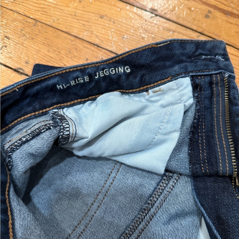 American Eagle Outfitters low rise jegging size 4 long